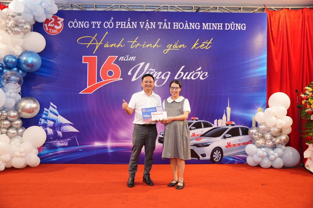 Taxi 123 kỷ niệm 16 năm thành lập